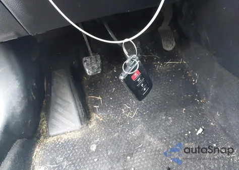 2017 Toyota Corolla Se z USA, uszkodzony, nr VIN 2T1BURHE5HC878672